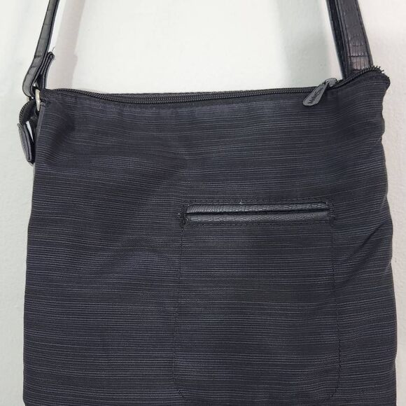 Multi Sac Black and Navy Crossbody Bag - Picture 5 of 12